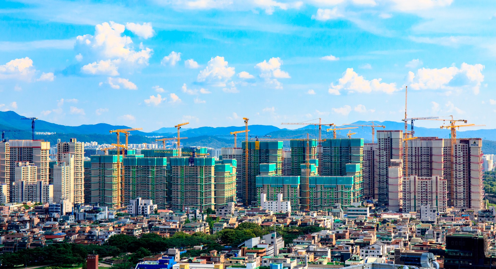 수도권, 아파트 분양 줄고 청약경쟁률을 늘어