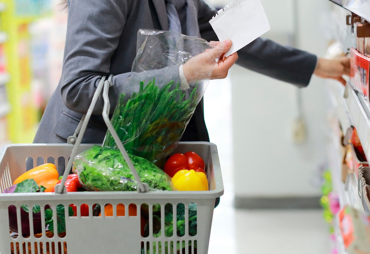[폴앤톡] 정부 최우선 과제 ‘물가 안정’… 어떻게 체감하나요?