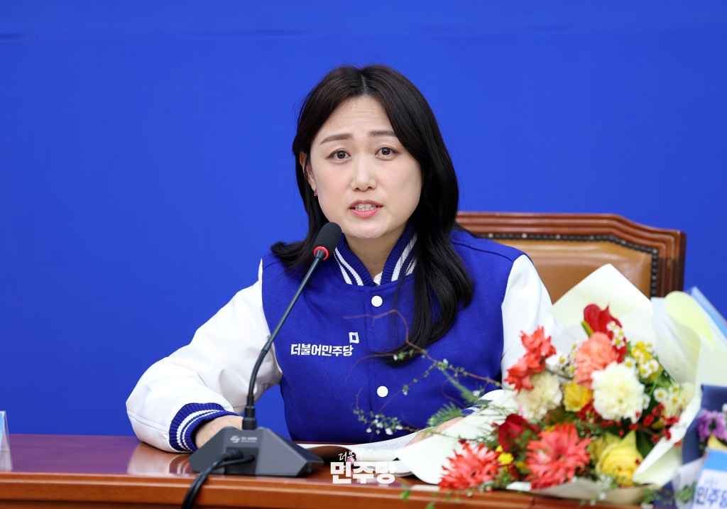 백승아 대표 "국가가 책임지는 온종일 돌봄법 추진할 것"