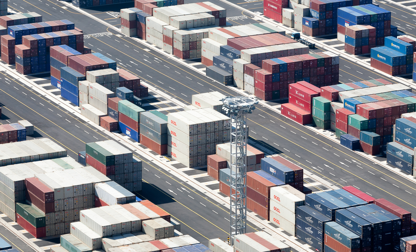 "수출활력 제고는 경제 정책의 최우선 과제"... 정책금융지원에 기술규제 협의까지