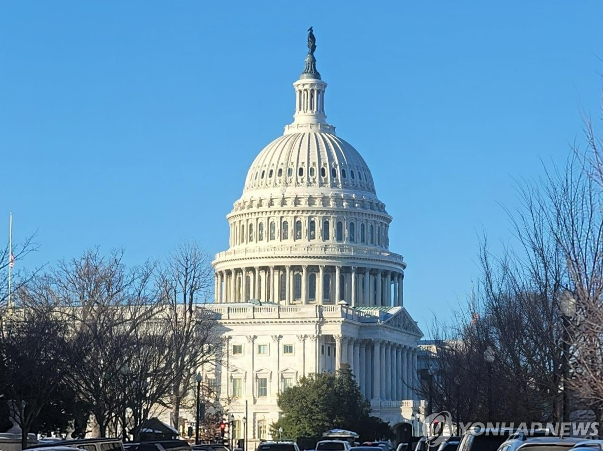 [외신] 7년 만에 돌아온 美 ‘셧다운’…백악관 “대규모 해고 임박”