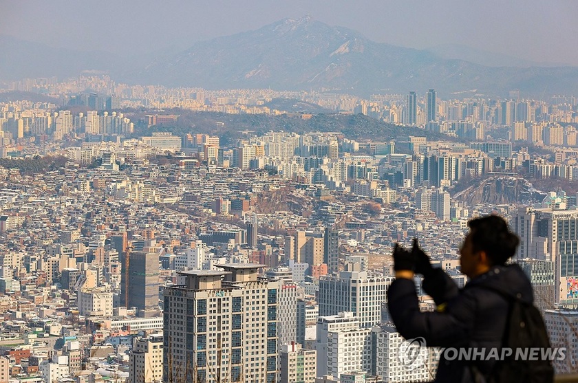 전국 아파트값 2주 연속 상승…서울 0.22%↑·전세도 동반 오름세