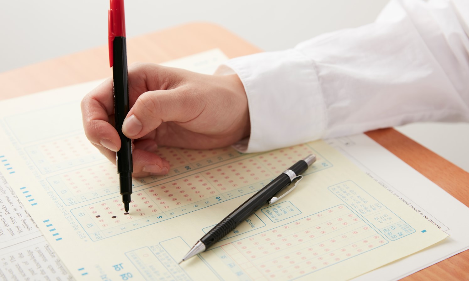 [폴앤톡] 수능 D-147… 초고난도 ‘킬러 문항’ 배제시킨다?