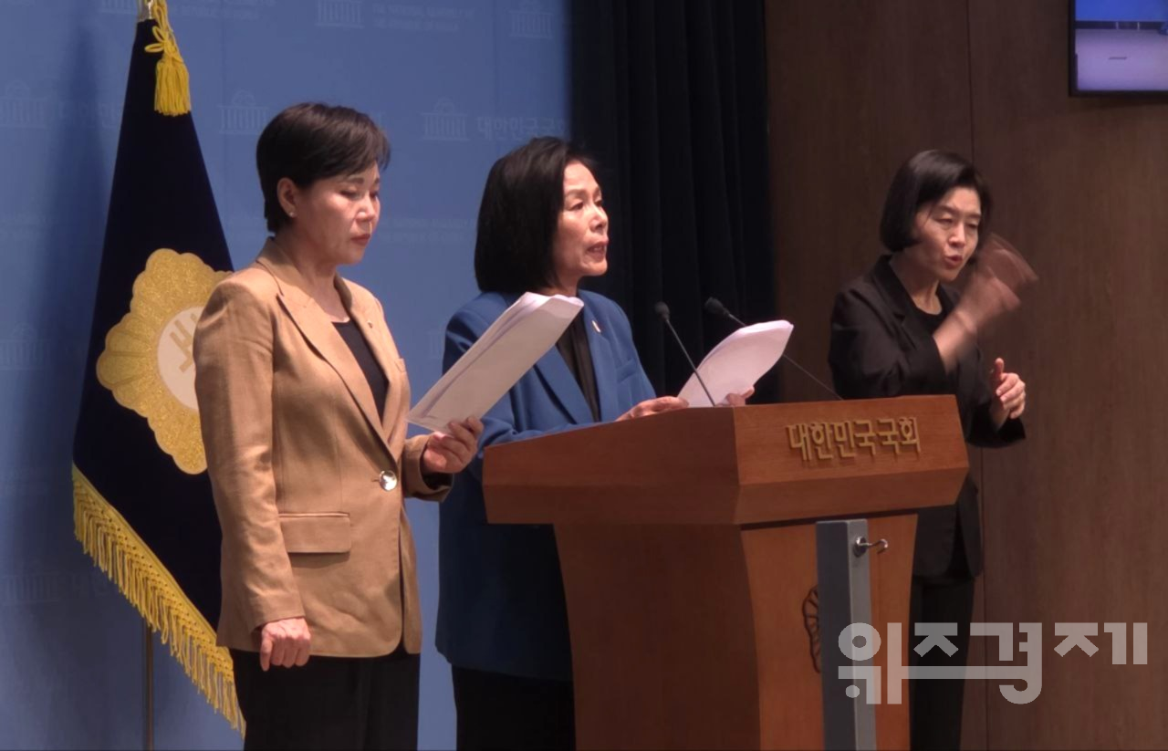 최민희 의원 “윤석열, 이완규 직권남용 고발…방통위원 내정자 종지부”