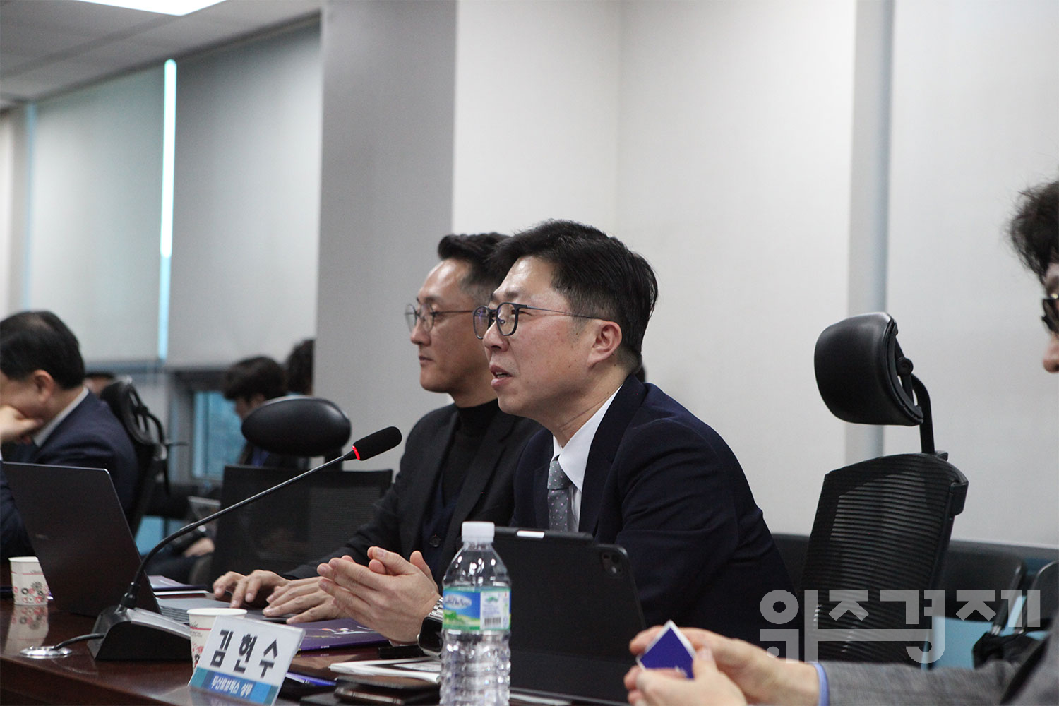 “로봇 산업 경쟁력의 핵심은 ‘로봇 엔지니어 양성’…규제 완화도 이뤄져야”