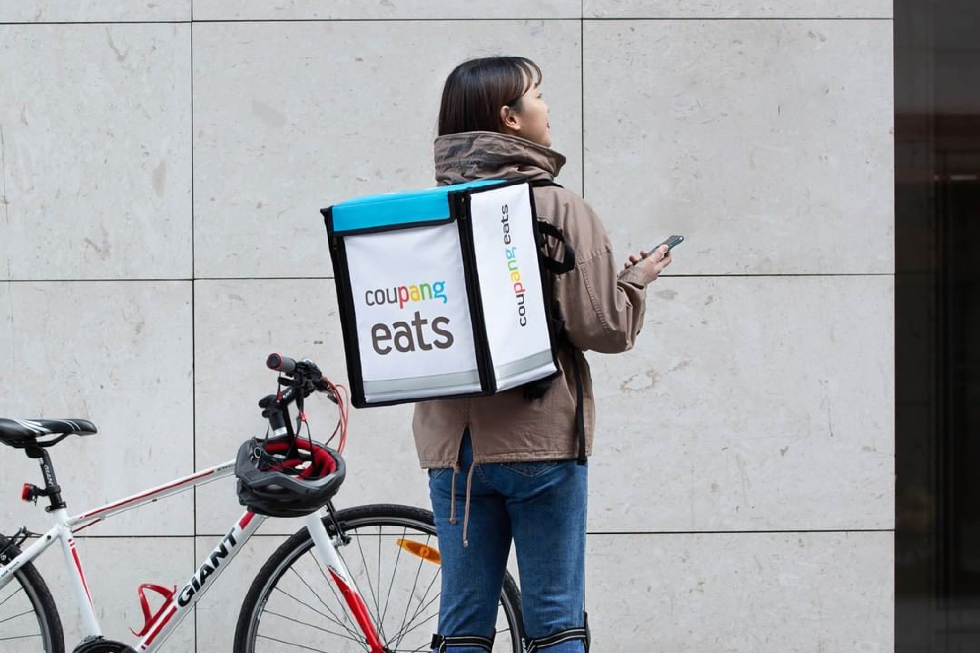 ‘무제한 무료 배달’ 효과 컸다…쿠팡이츠, 요기요 제치고 배달앱 2위 등극