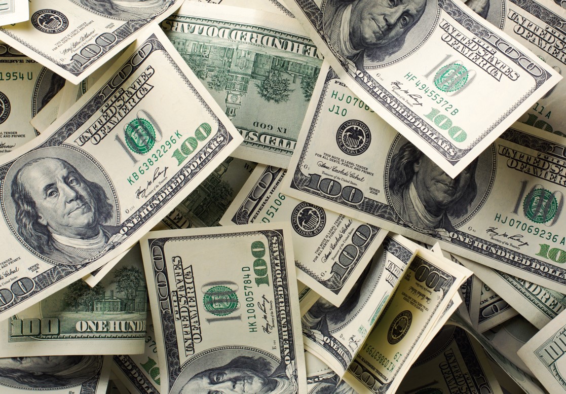 [외신] 지난해 벌어들인 이자만 3,154억 달러... "저축하기 좋은 시기"