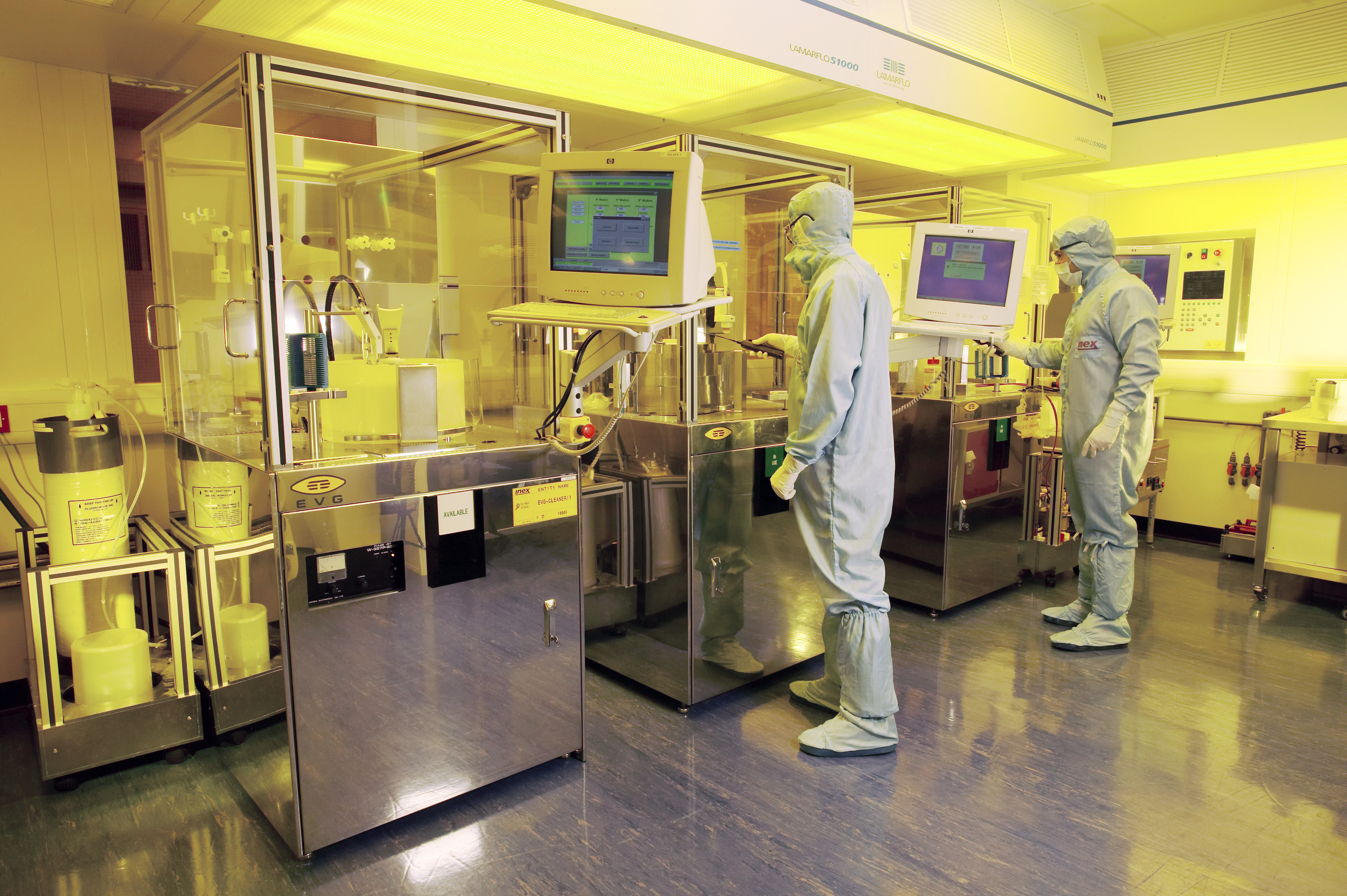 2월 정보통신산업 수출 128.2억 불... 32% 감소