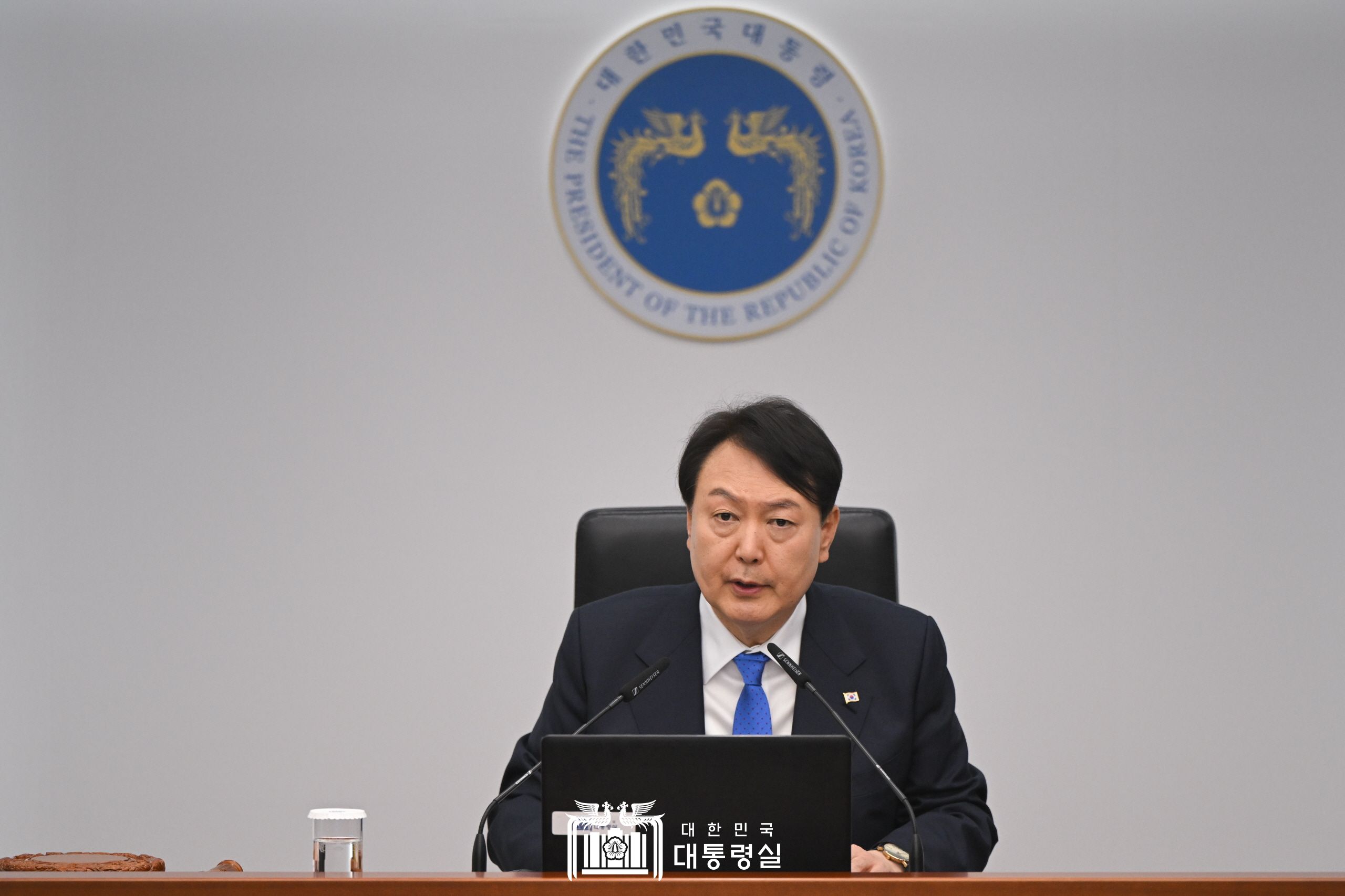 한덕수 국무총리, "민생물가 안정 최우선 과제... 국내 관광 활성화 당부"