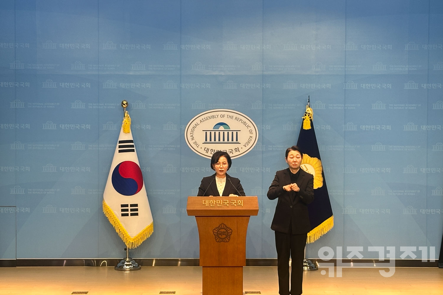 민주당 “한동훈 제명, 윤석열 탄핵 찬성 때문이라면 내란 비호 정당” 직격