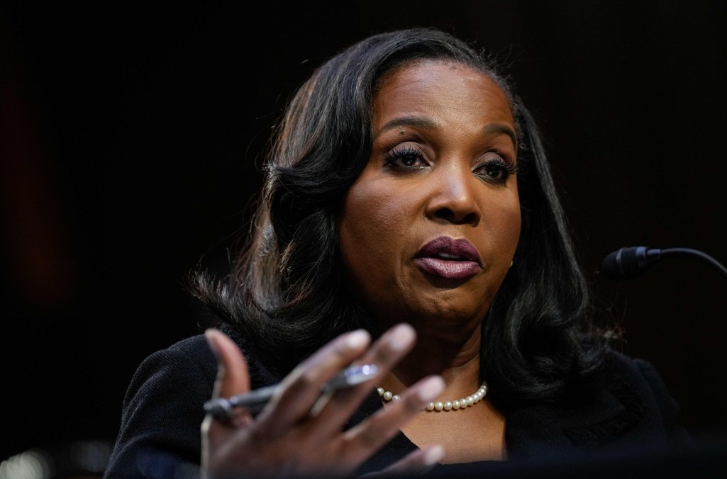 [외신] 트럼프 사임압박에도...쿡 연준 이사 "물러서지 않아"