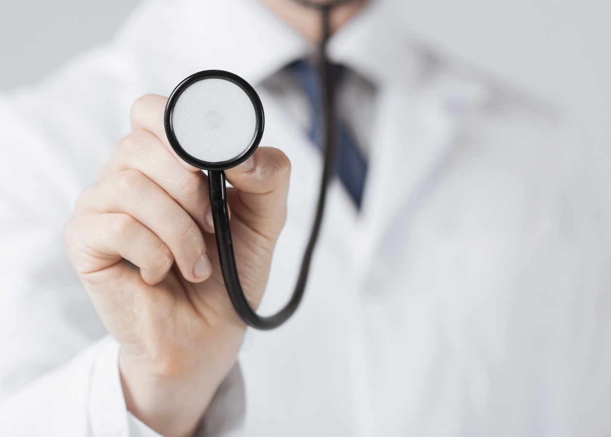 [폴앤톡] 의료공백 메꾸기 위해 외국 의사 도입, 어떻게 생각하나요?