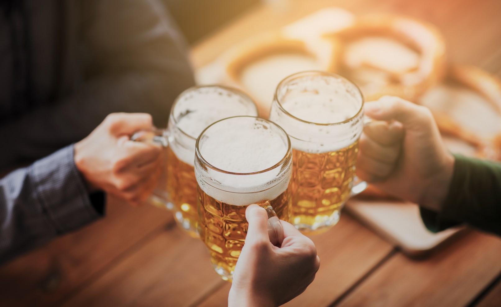 소비자단체 "맥주가격 인상 철회"...오비맥주 "타당성 없어"