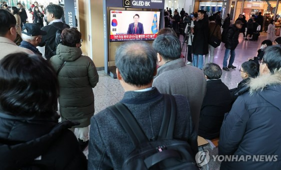 [폴앤톡] 가장 불공정한 언론사는 어디일까?