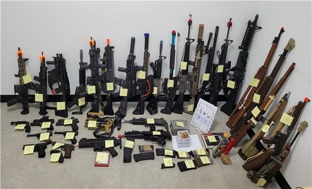 경찰·관세청·국정원 합동대응단, 불법 총기 3정·모의총포 338정 압수