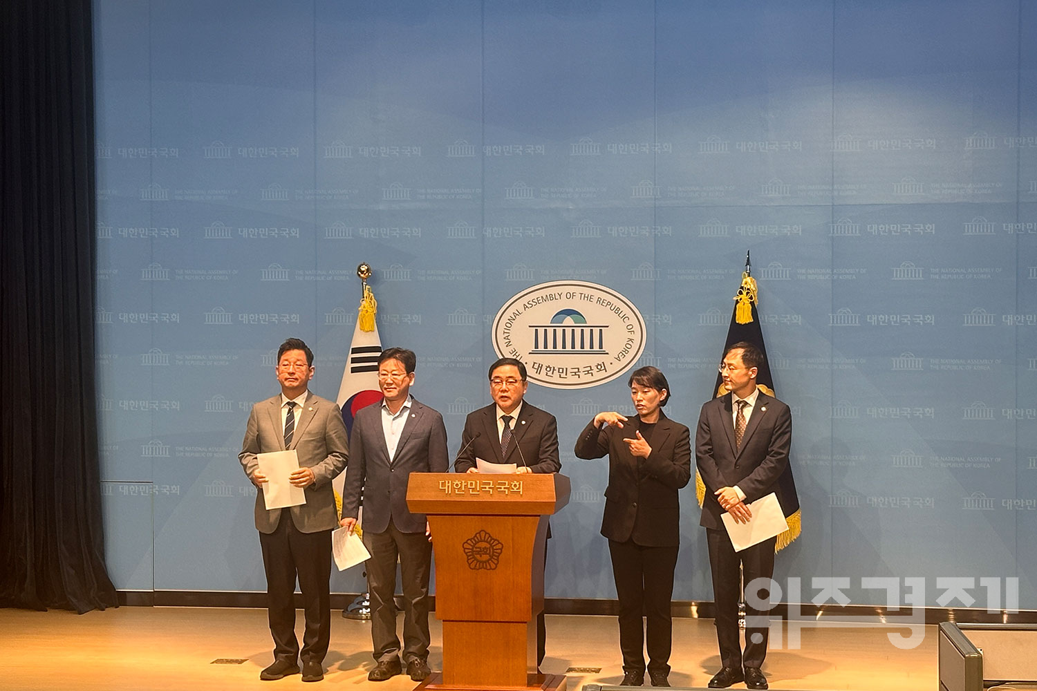 민주당 부산·경남·울산 의원들 “BNK 빈대인·방성빈 사퇴하라"