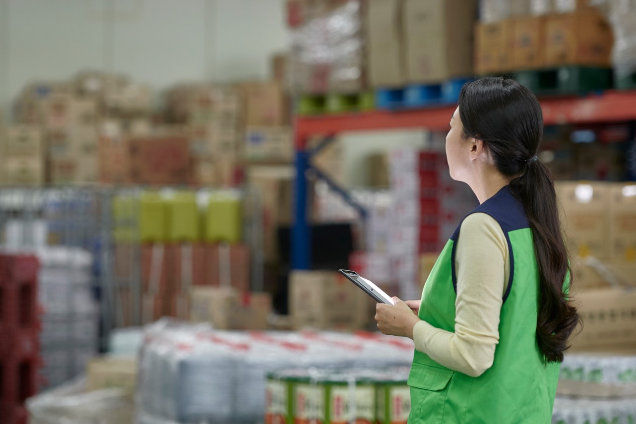 정부, "대형마트 휴일영업, 상생효과 크다"... 마트노조는 "규탄"
