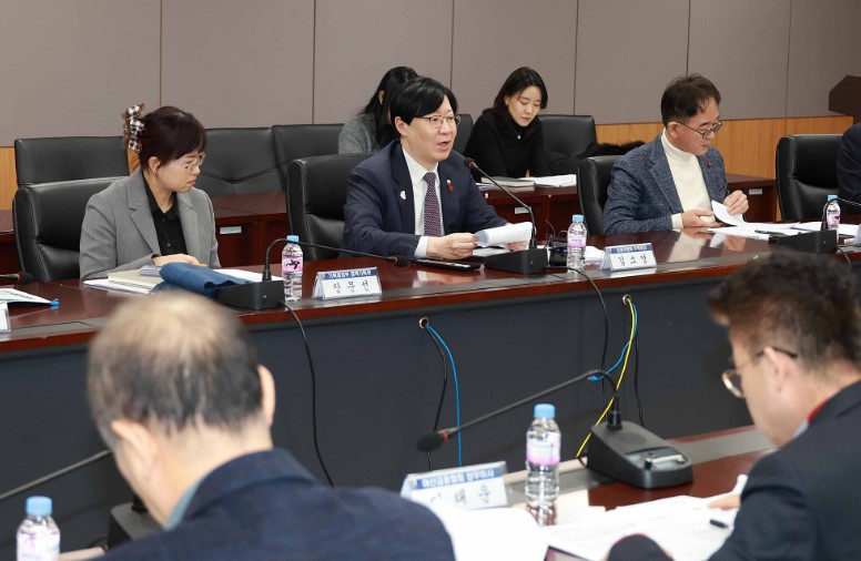 인기 저조한 공모펀드 시장... 올해 안으로 뜯어고친다