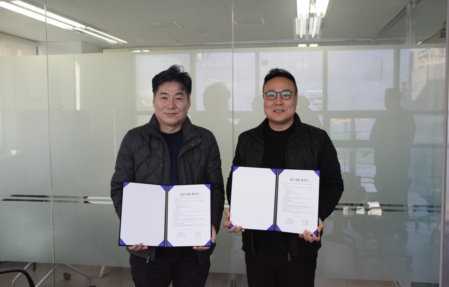 큐버스랩, 마케팅 도약 위해 망고플레이와 MOU 체결