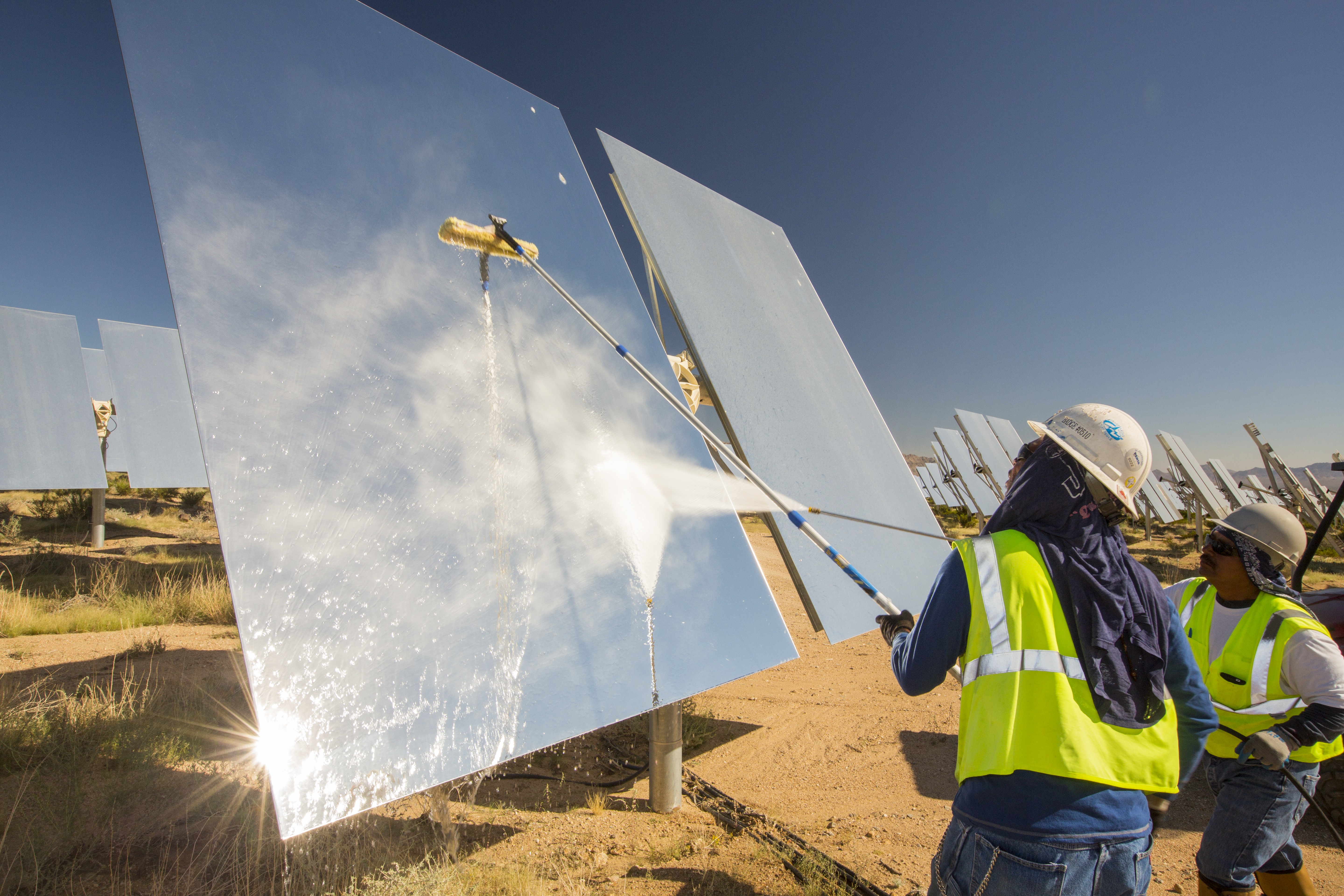 [외신] 어려운 경제 상황 속에서도 튼튼한 美 노동시장