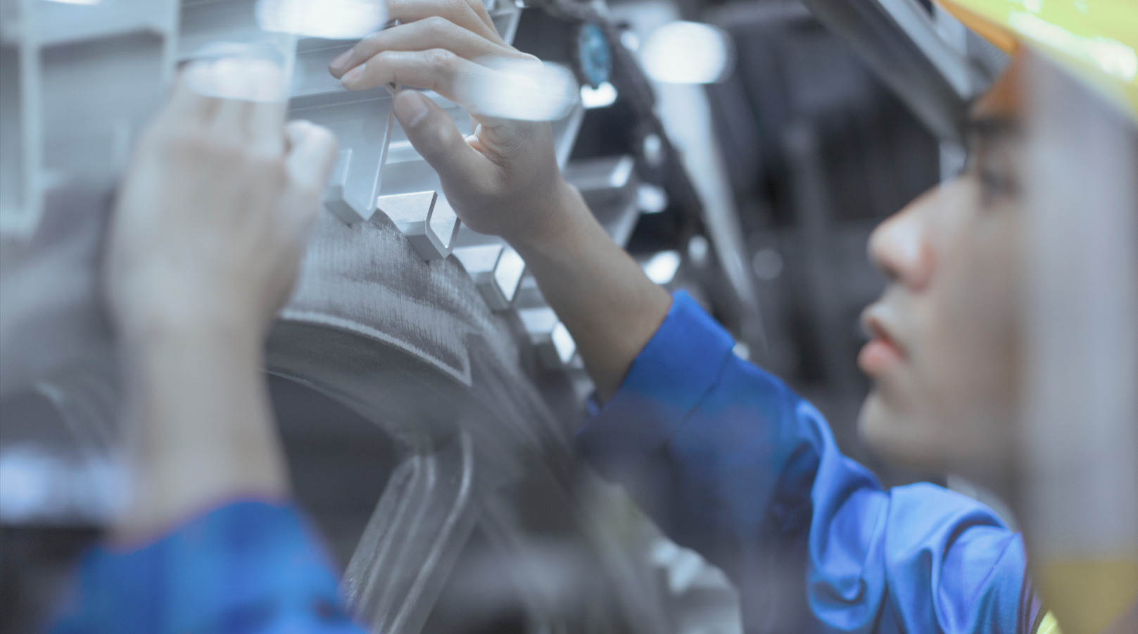 이차전지, 자동차산업 고용 늘었지만... 항공운송업, 섬유산업은 부진