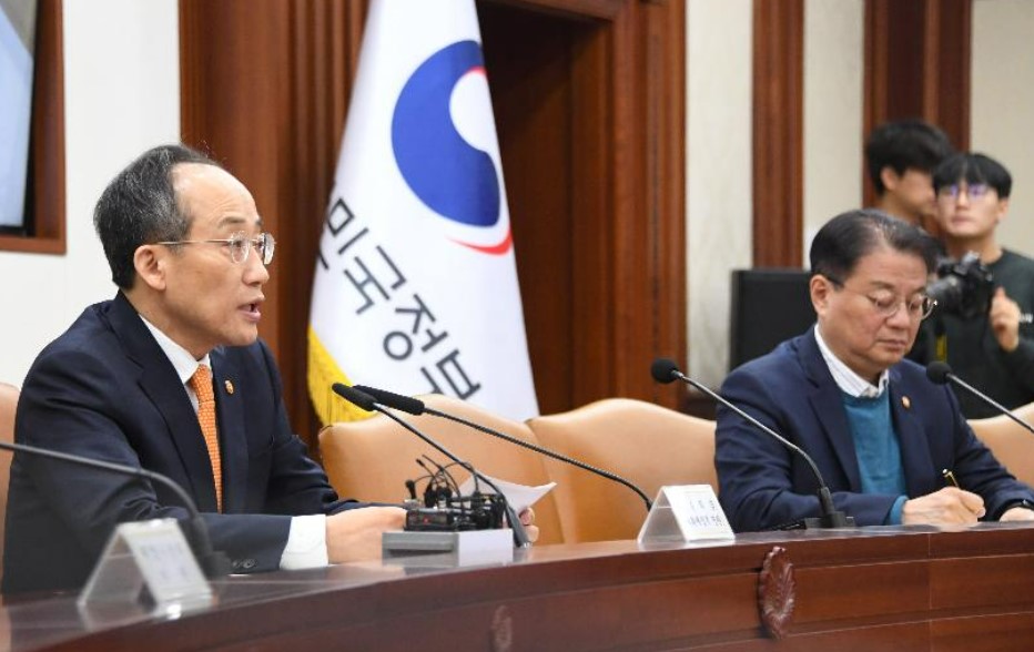 정부 인사, 잇따라 중대재해처벌법 유예 시사