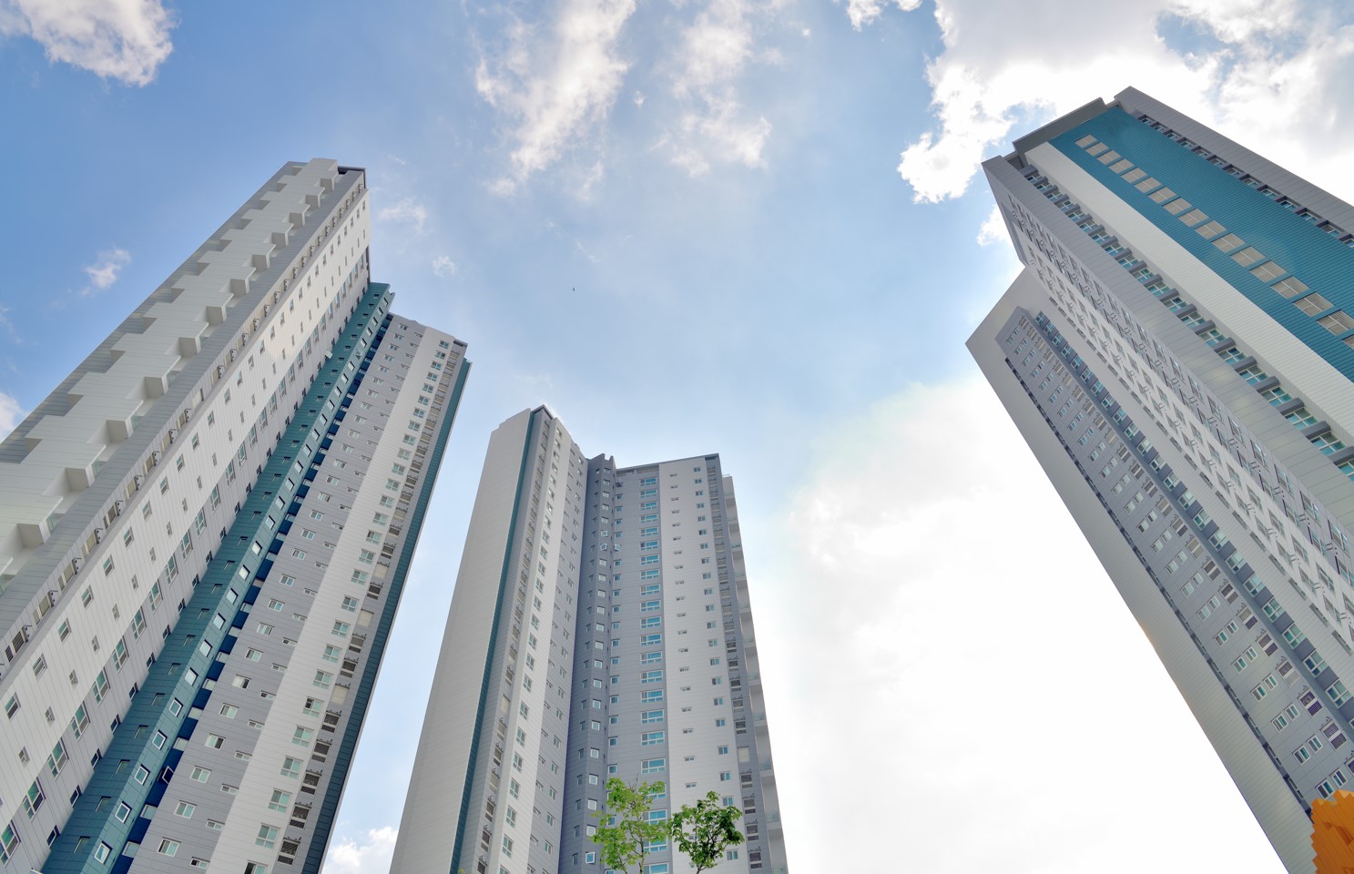 서울 청약불패 신화 깨져...역세권은 여전히 큰 인기