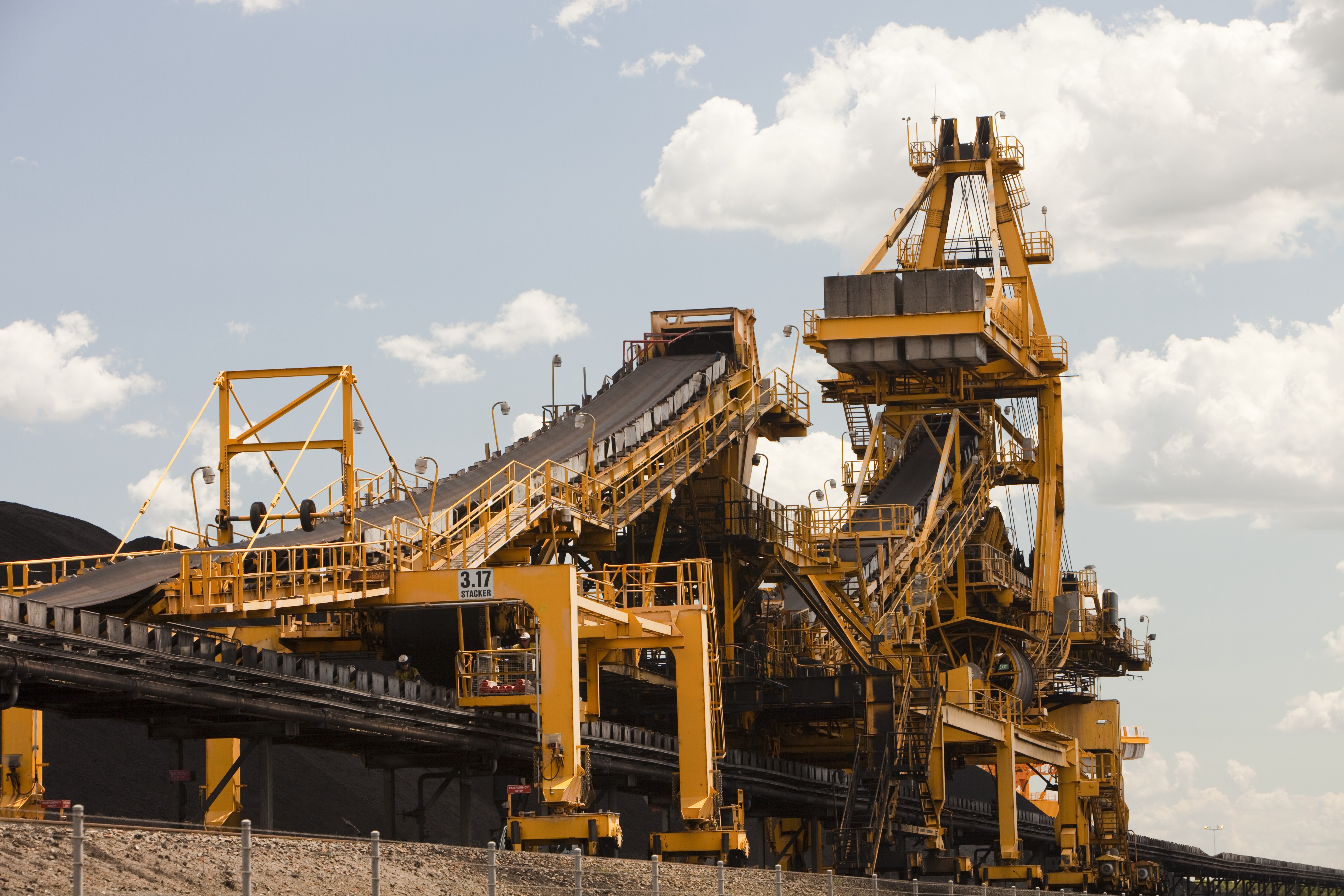 對호주 무역적자 260억 불... '통화스왑' 5년 연장한다