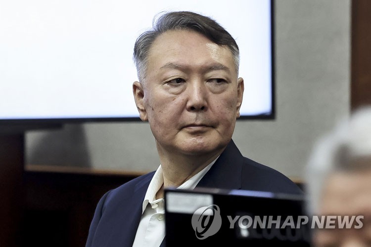 [외신] 윤석열 전 대통령 내란 1심 선고 주목…사형·무기징역 가능성 보도