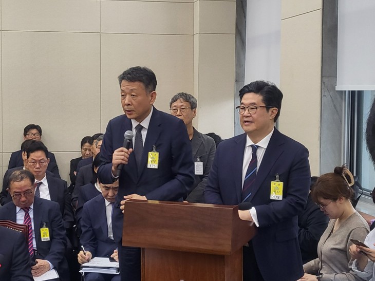 [2025 국정감사] 김병주 MBK 회장, 홈플러스 사태 질의에 모르쇠...여야 일제히 질타