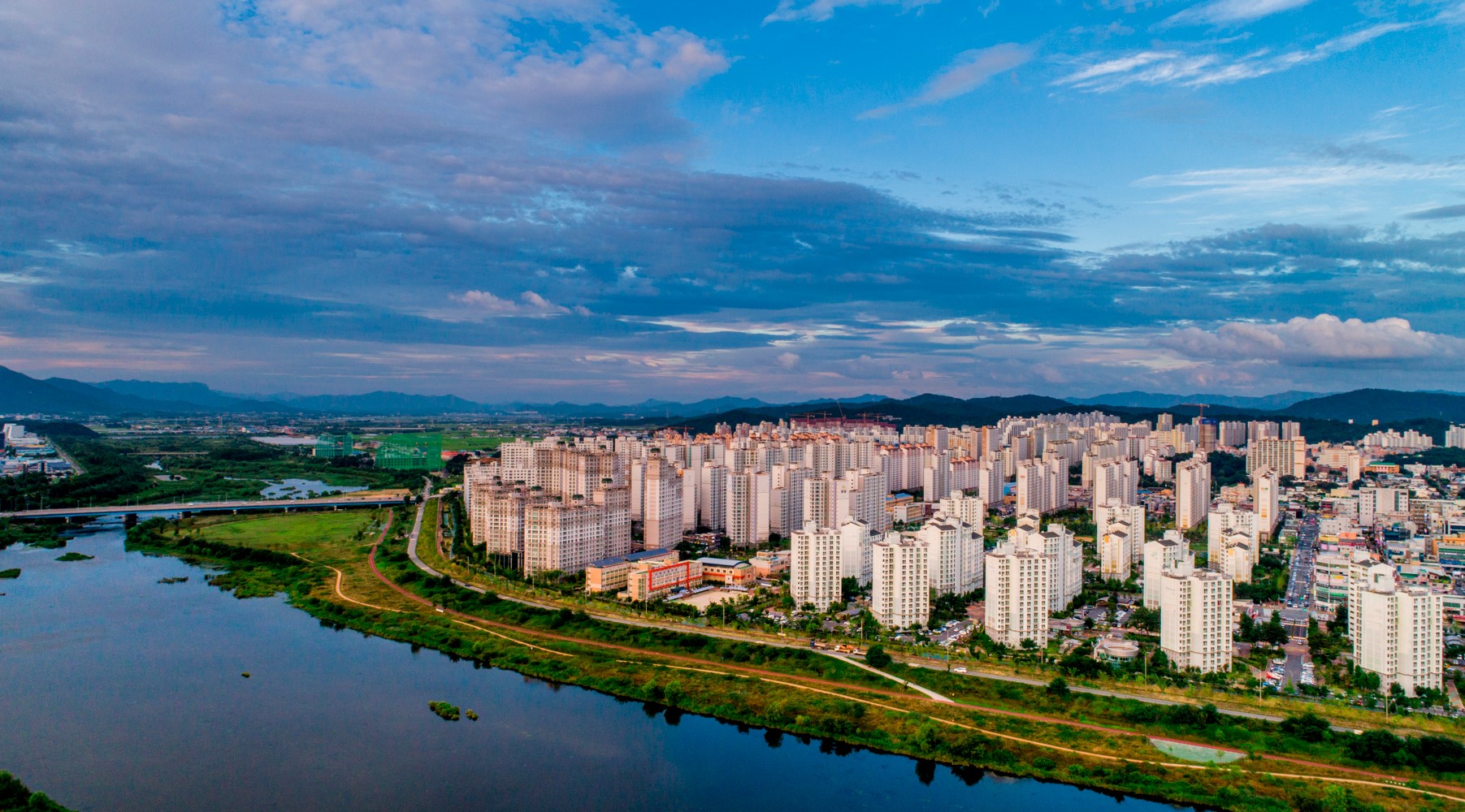 아파트 분양 5년만에 최저...10월 반등 전망