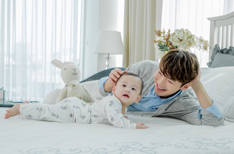 남성 육아휴직 여전히 쓰기 어려워…이유는?