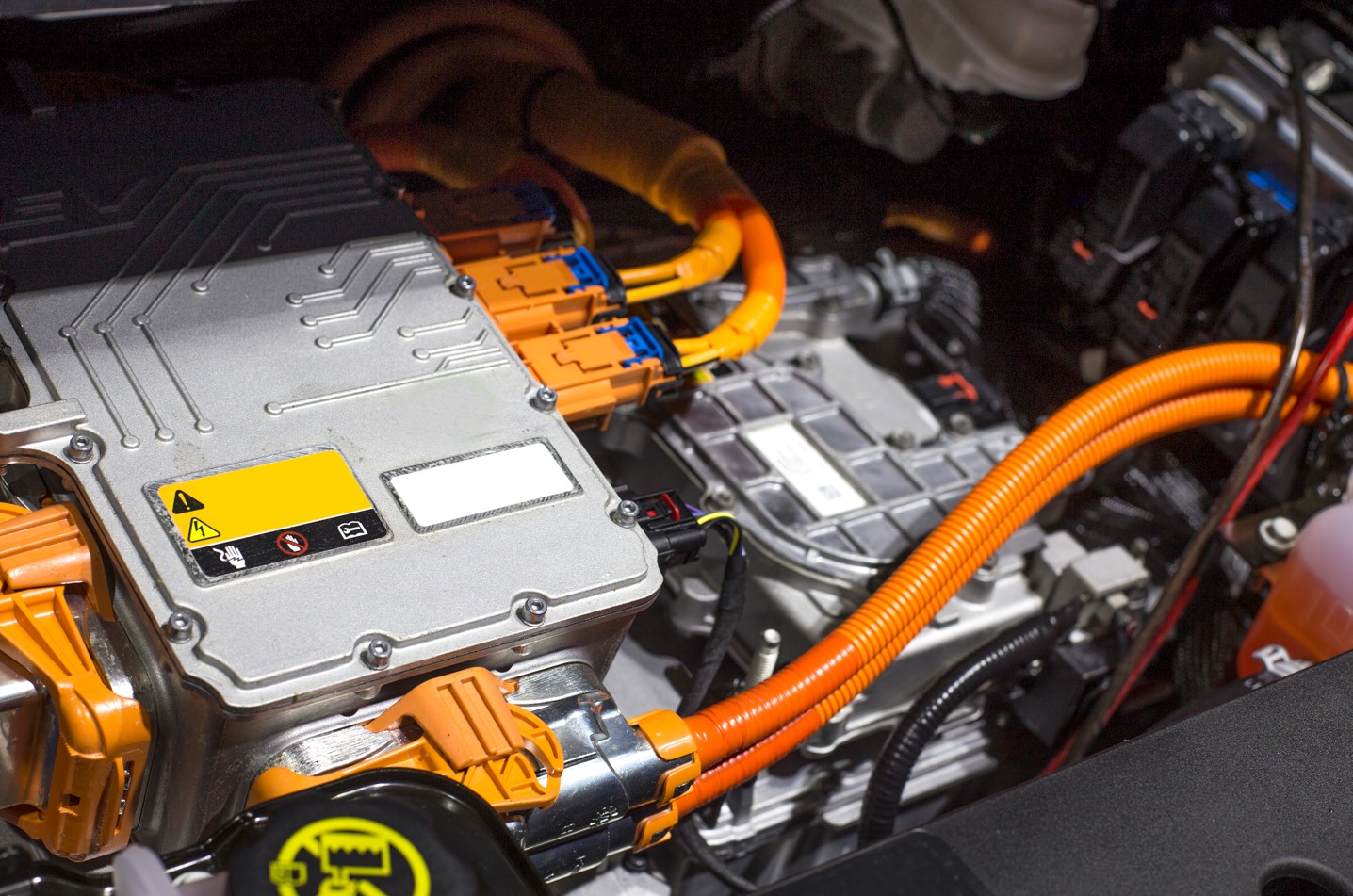 전기차 높은 수요에... "사용후 배터리 산업 육성하겠다"