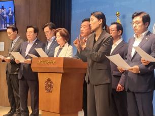 국민의힘은 이재명 정부의 경제부처 내각 인사에 대해 각종 의혹을 제기하며 철저한 인사 검증에 나서겠다고 밝혔다.