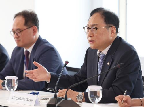 지난 3일, 인도네시아에서 열린 아세안-동아시아 경제연구소(ERIA) 간담회에서 정인교 산업통상자원부 통상교섭본부장이 발언하고 있는 모습 (사진 = 산업통상자원부)