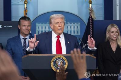 도널드 트럼프 미국 대통령이 블라디미르 푸틴 러시아 대통령과의 정상회담을 앞두고 있다. (사진=연합뉴스)