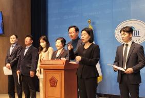 북한이탈주민특별위는 1일 국회소통관에서 윤석열 대통령 탄핵 찬성 기자회견을 열었다. 사진=위즈경제