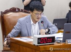 국회 보건복지위원회(위원장 박주민)는 22일 오전 10시 전체회의를 개회하여 보건복지부 소관 50건, 식품의약품안전처 소관 11건, 질병관리청 소관 3건 등 총 64건의 법률안을 상정했다. 사진=연합뉴스