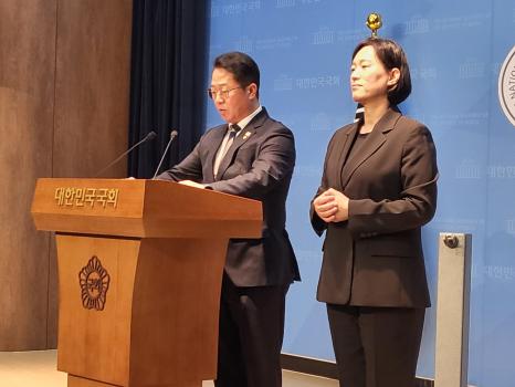 더불어민주당은 12일 오세훈 서울시장이 이재명 정부의 재개발·재건축 정책을 비판한 데 대해 “시장 실패를 정부 탓으로 돌리는 무책임한 책임 회피”라고 반박했다. 사진=위즈경제